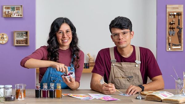 Creación de acuarelas líquidas y tintas botánicas